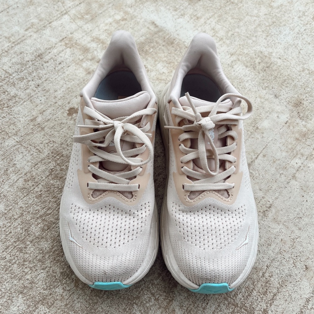 Hoka Ahari 7